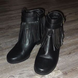 Comfortview black fringe ankle boots  Sz 8.5W